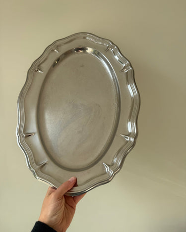 Scalloped platter - NEROLI