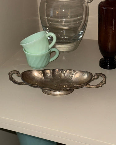 Scalloped serving dish - NEROLI