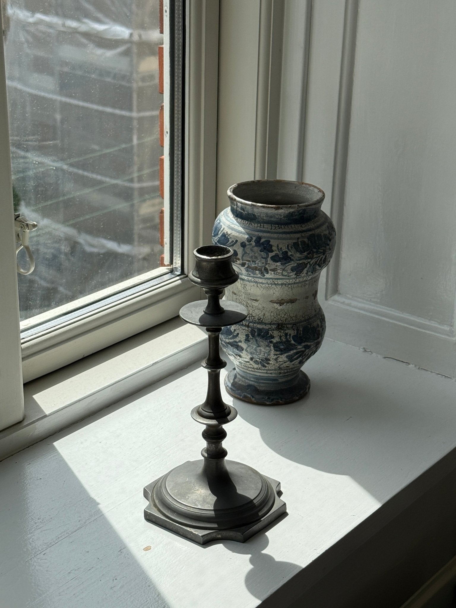 Sculptural candlestick - NEROLI