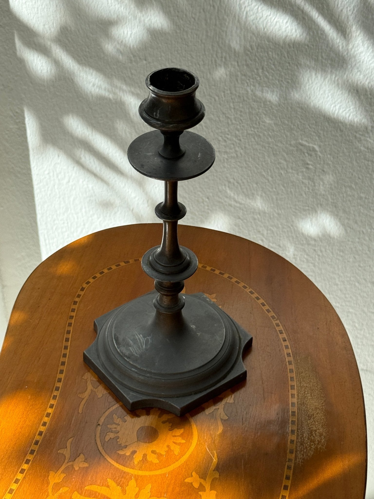 Sculptural candlestick - NEROLI