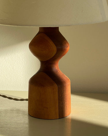 Sculptural table lamp - NEROLI
