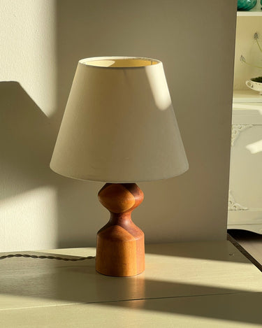 Sculptural table lamp - NEROLI