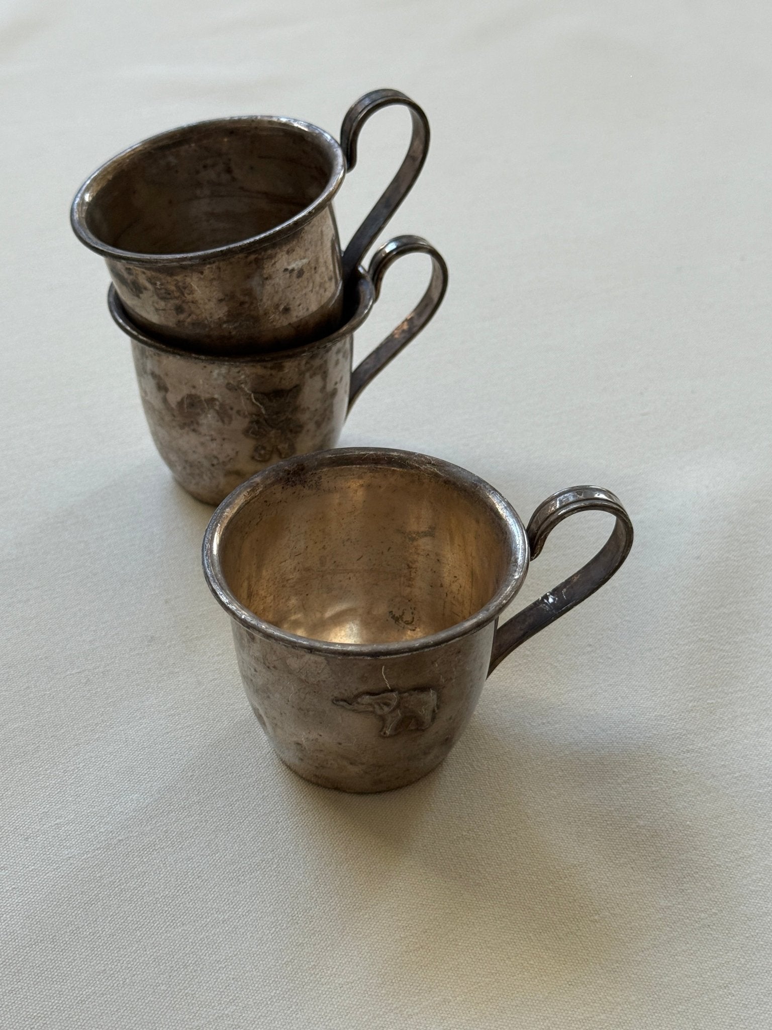 Set of 3 silver plated cups - NEROLI
