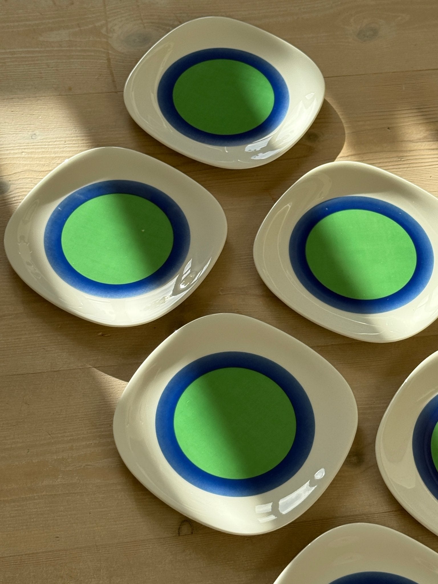 Side plates (1 pc) - NEROLI