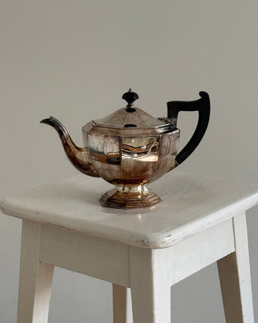 Silver plated teapot - NEROLI