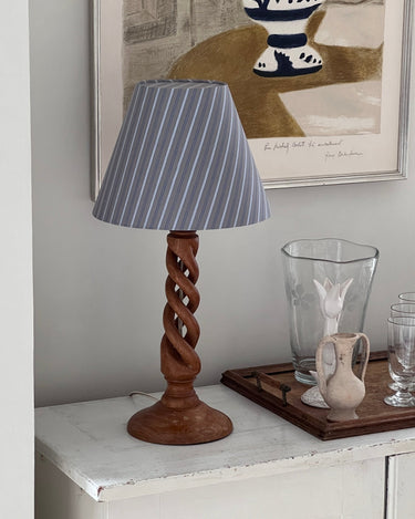 Sugar - twisted table lamp - NEROLI