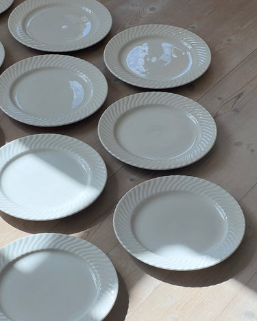 Swirl dinner plates (12 pcs) - NEROLI