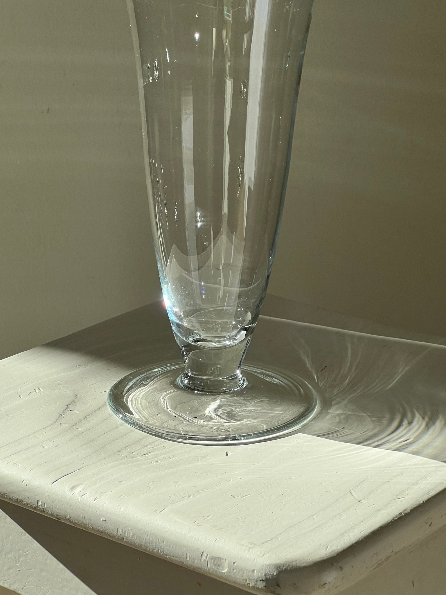 Tall glass vase - NEROLI