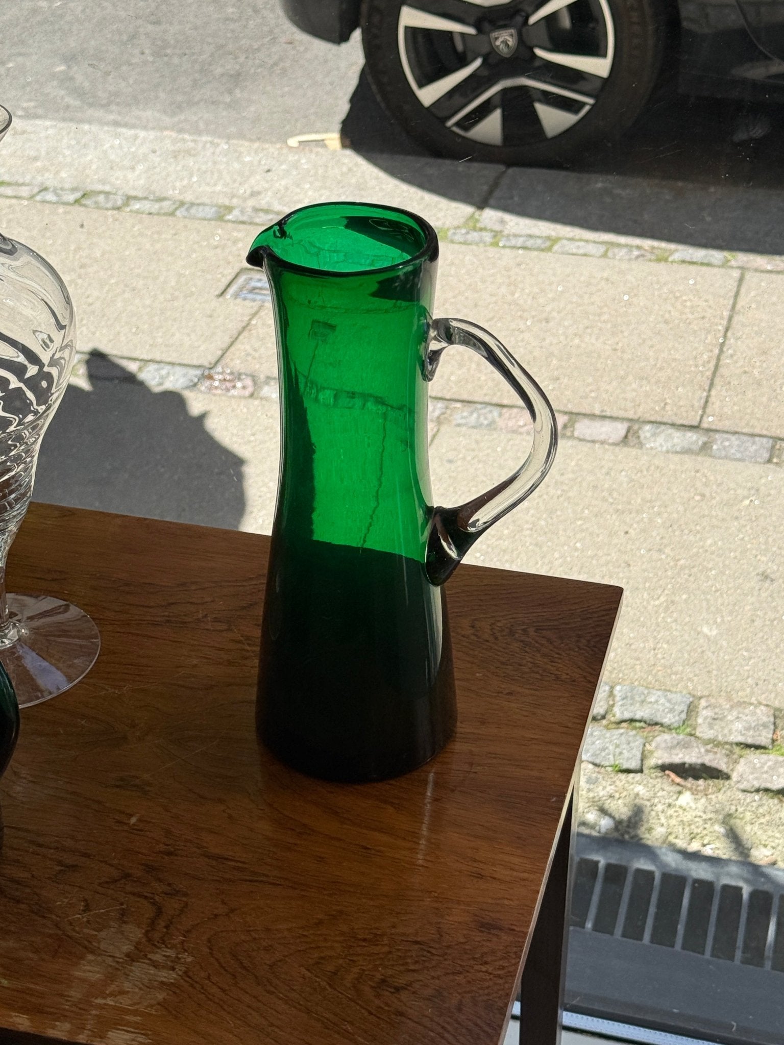Tall pitcher - NEROLI