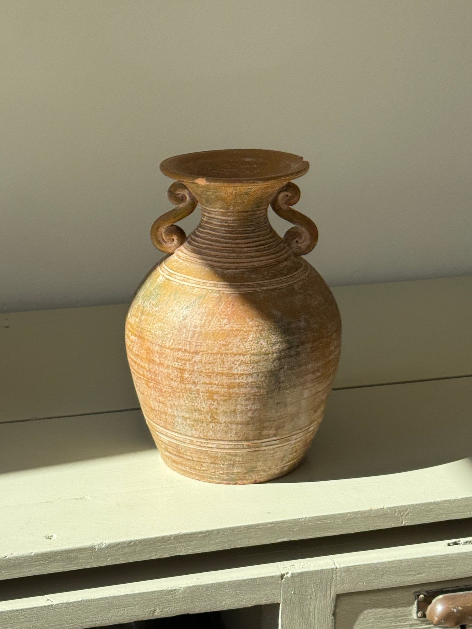 Terracotta vase - NEROLI