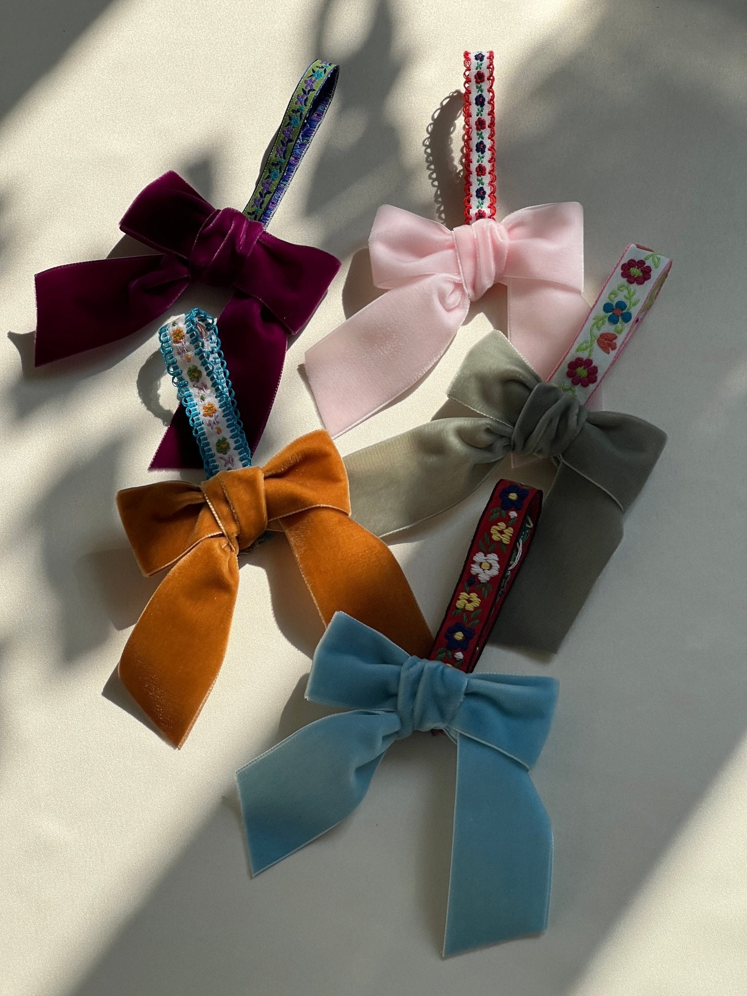 Velvet bow - NEROLI