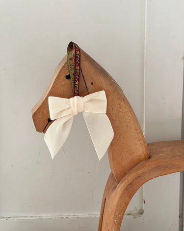 Velvet bow - NEROLI