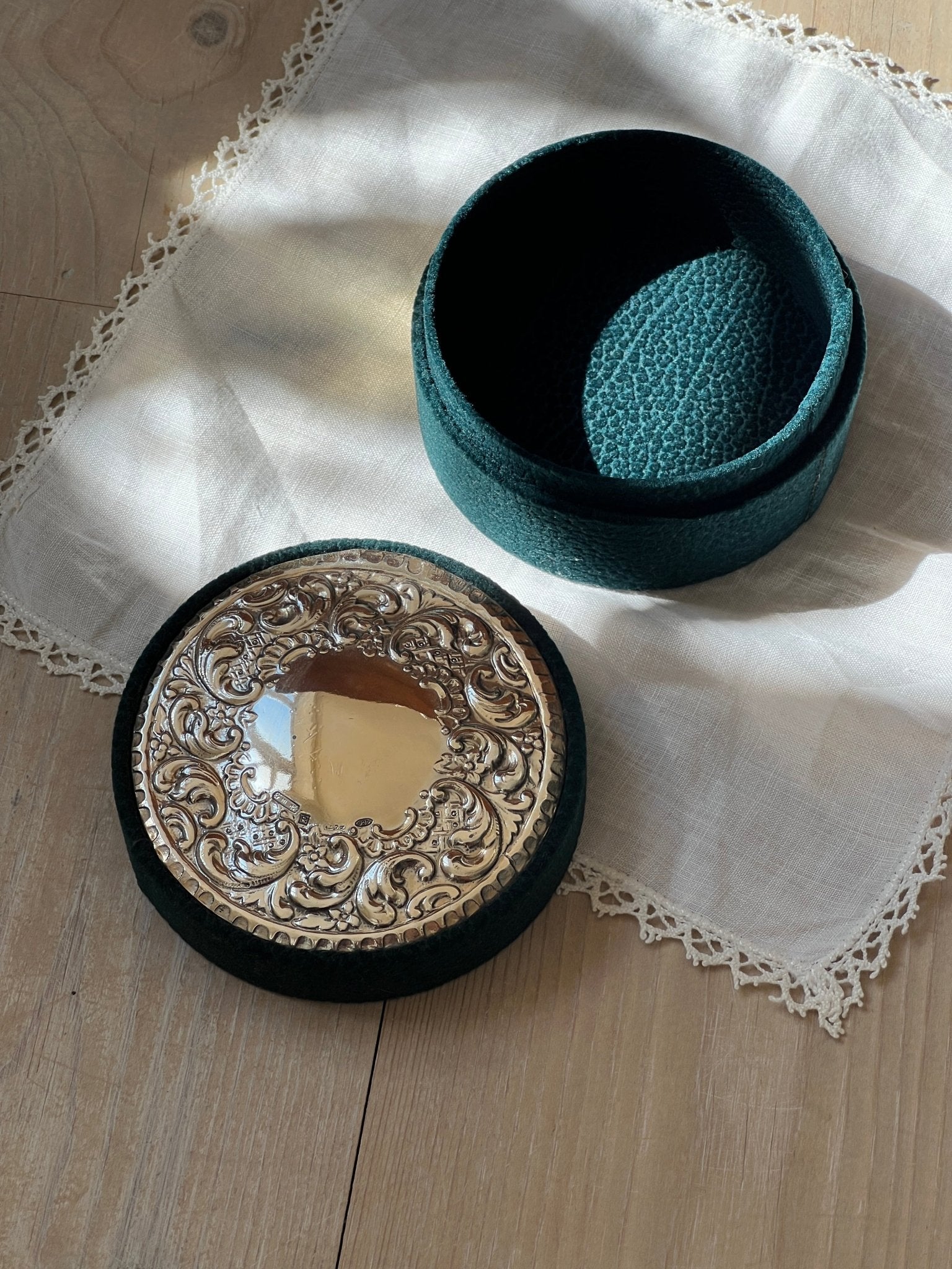Velvet jewelry box - NEROLI