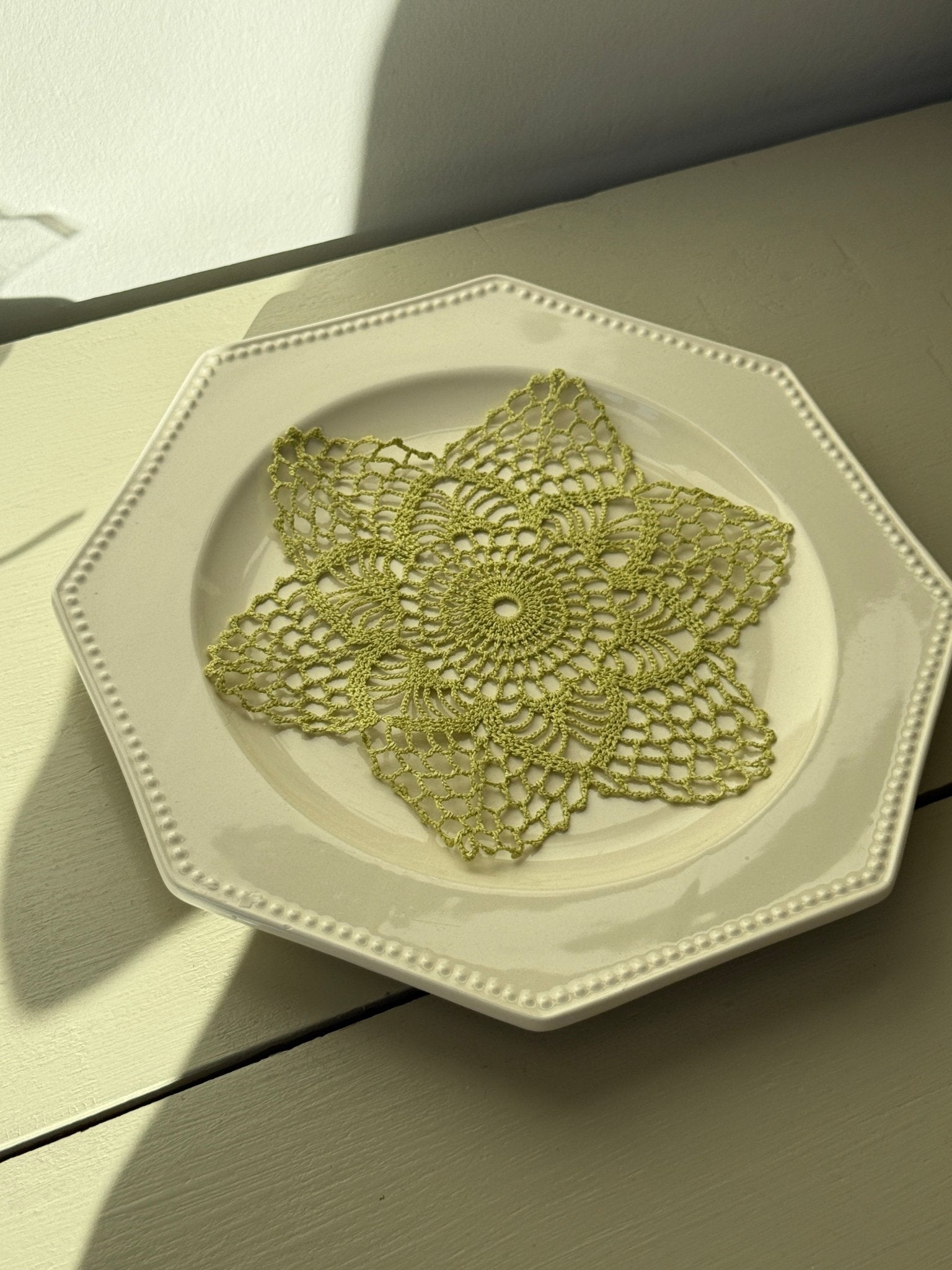 Vintage Crochet Doilies - NEROLI