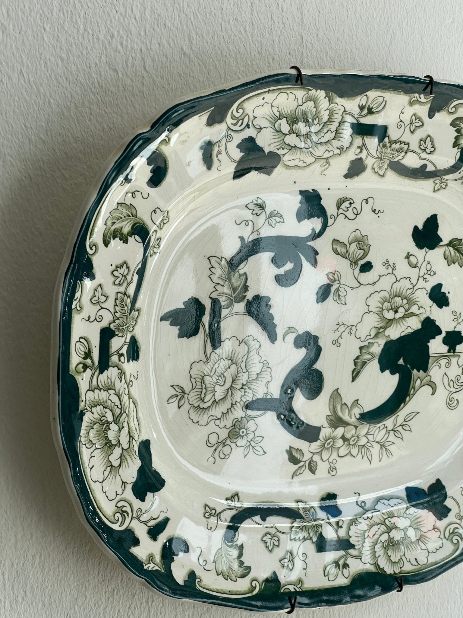 Wall platter - NEROLI