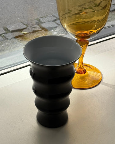 Wavy vase - NEROLI