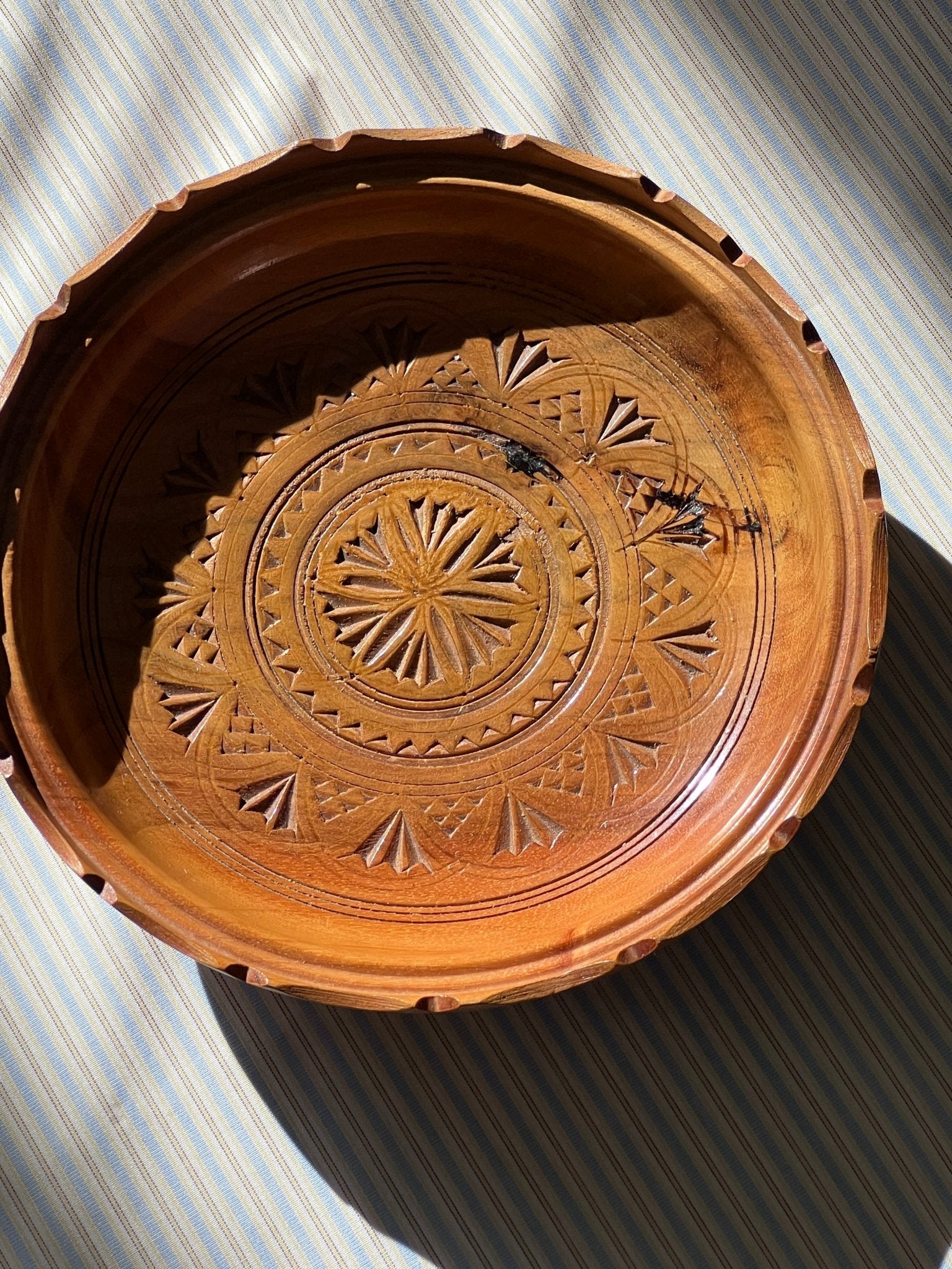Wooden bowl - NEROLI