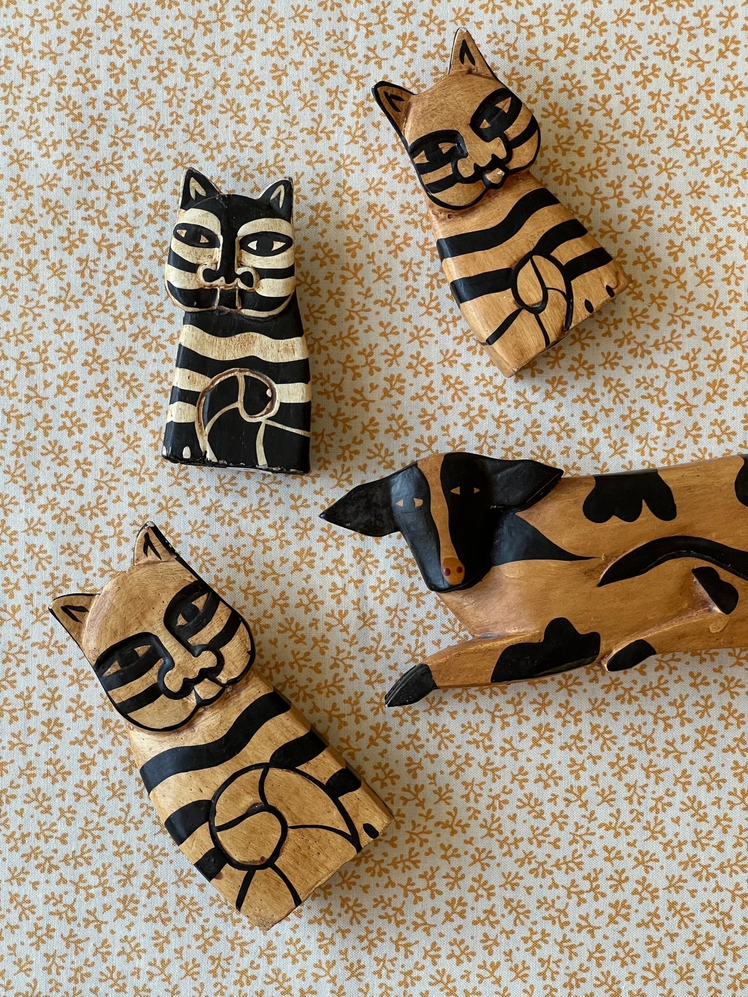 Wooden cats - NEROLI