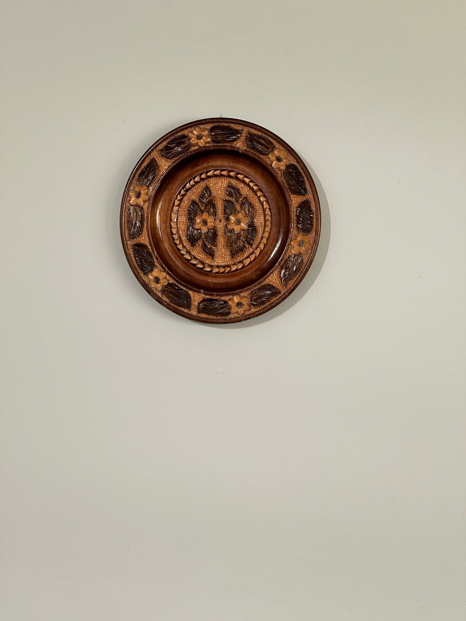 Wooden wall object - NEROLI