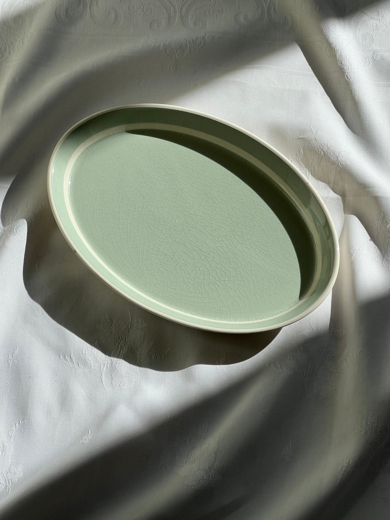 Aluminia dish - NEROLI