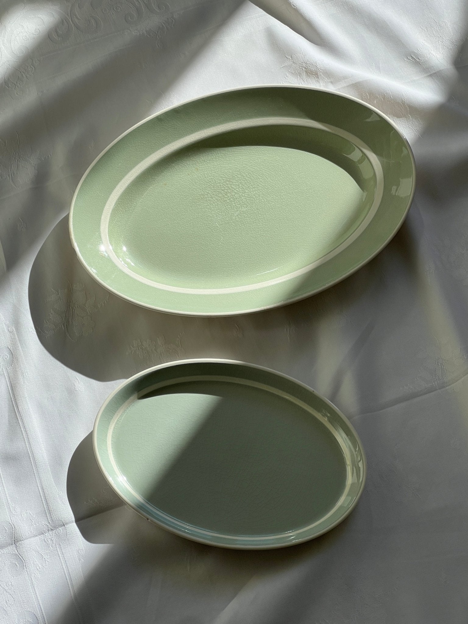 Aluminia dish - NEROLI