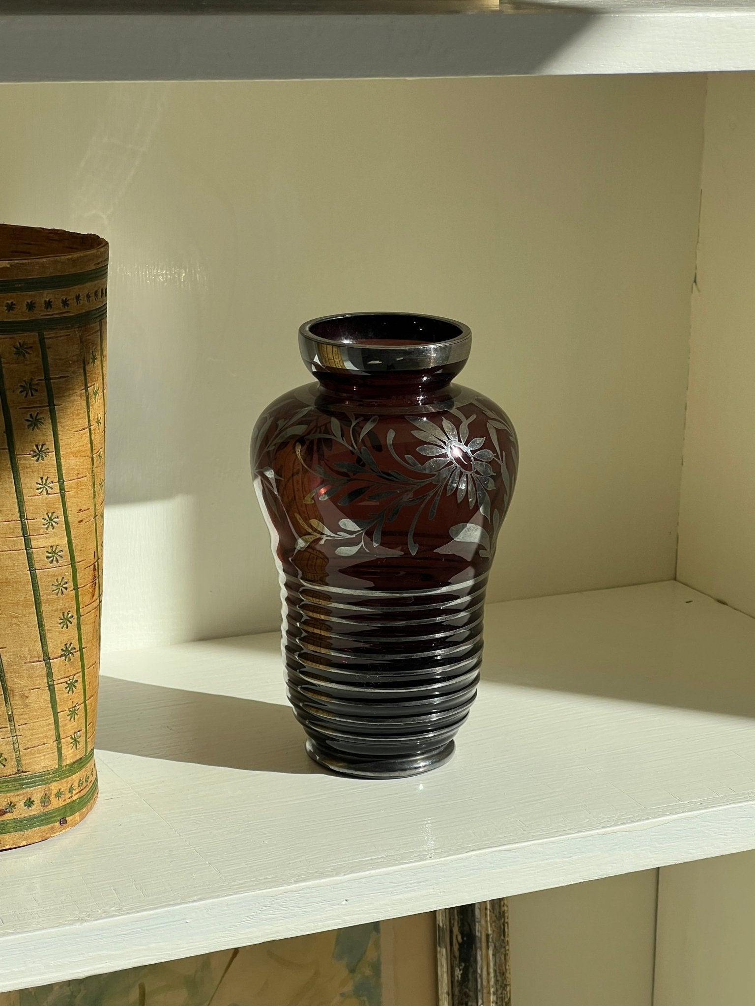 Burgundy glass vase - NEROLI