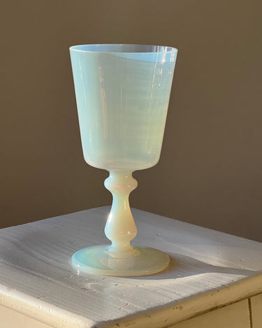 Iridescent opaline vase - NEROLI