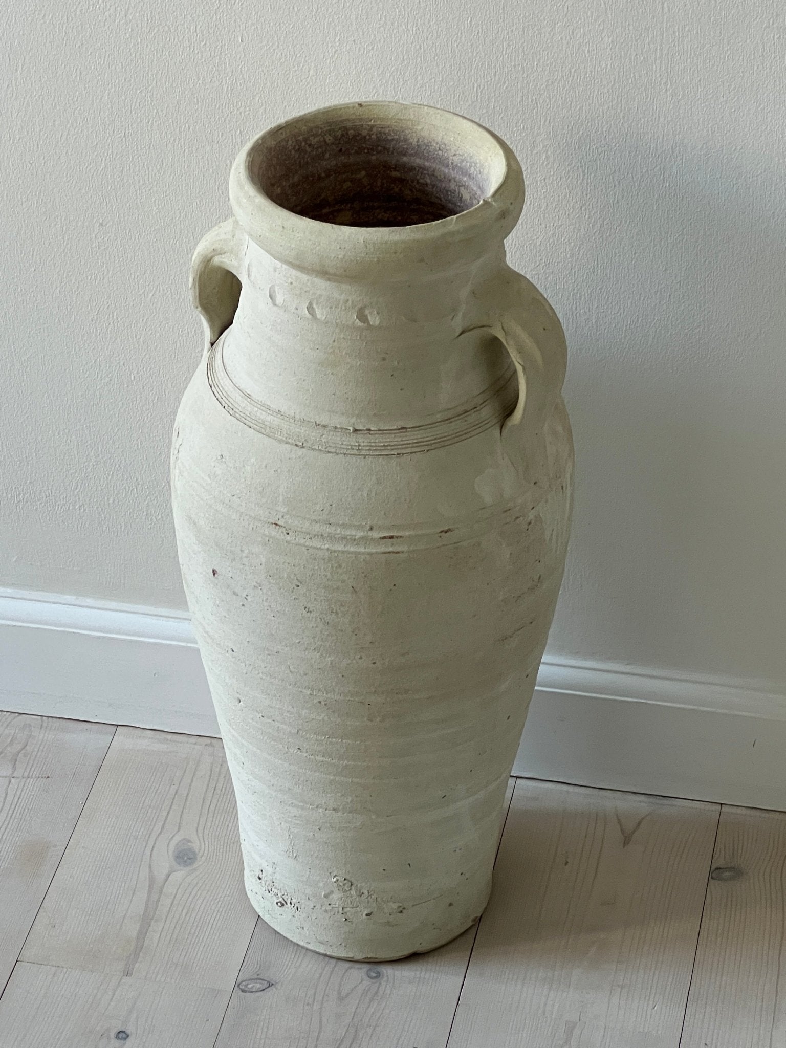 Large terracotta vase - NEROLI